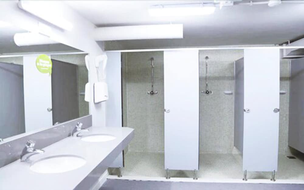 1 Bed in Shared Dormitory For 18 People photo 3