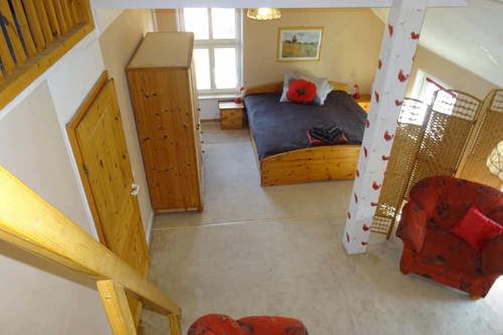 Apartment, 2 Bedrooms photo 3