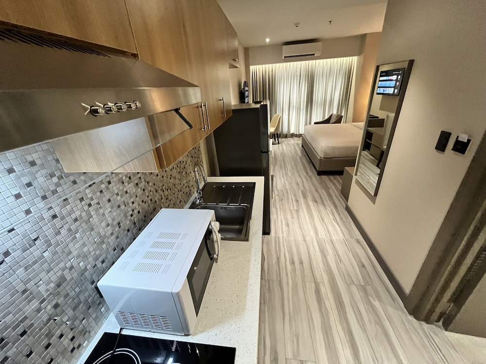 Standard Studio Suite - Photo 5