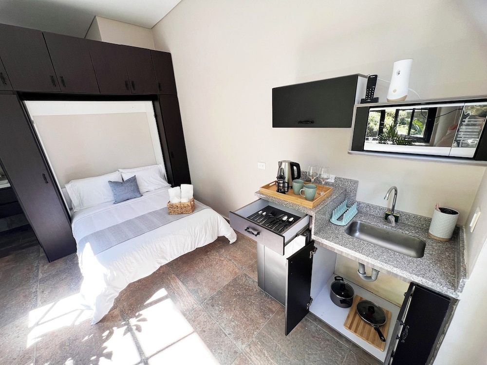 Standard Room photo 2