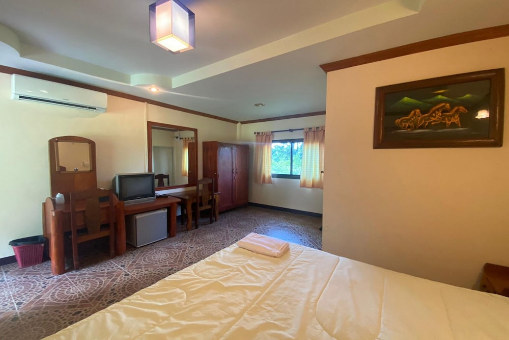 Deluxe Double Room photo 2