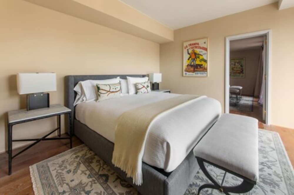 Family Studio Suite photo 2
