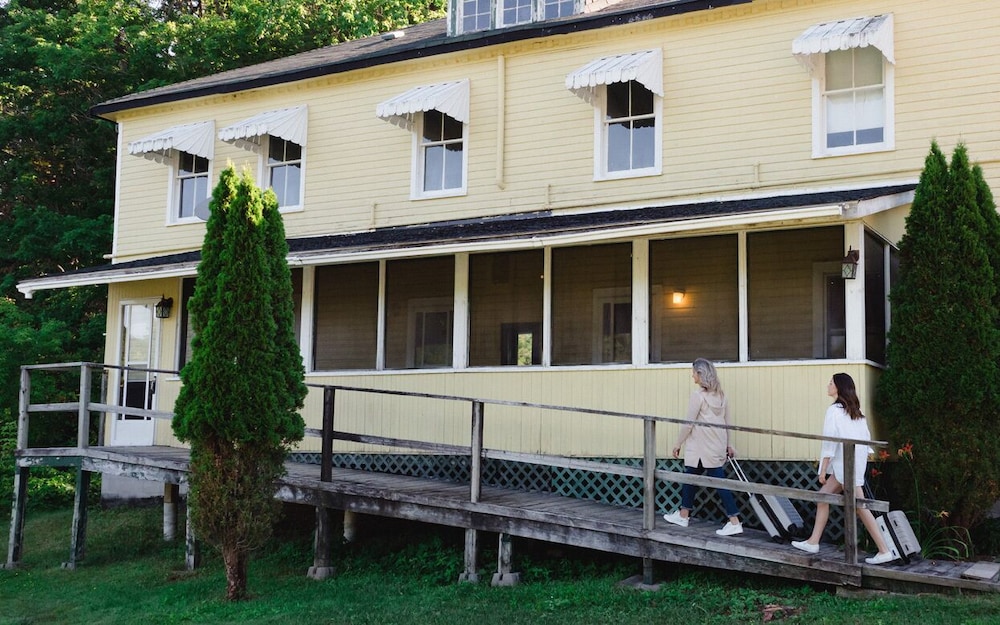 Bayside Rooms photo 2