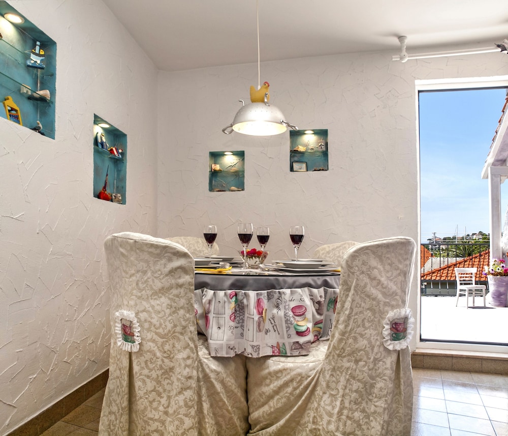Deluxe Apartment, Terrace, Sea View photo 3