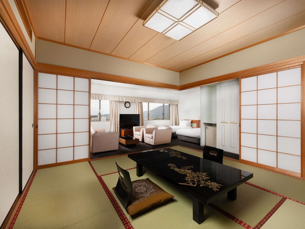 Classic Suite, Multiple Beds
