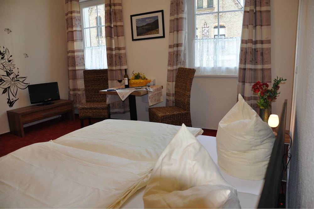 Double Room - Photo 3