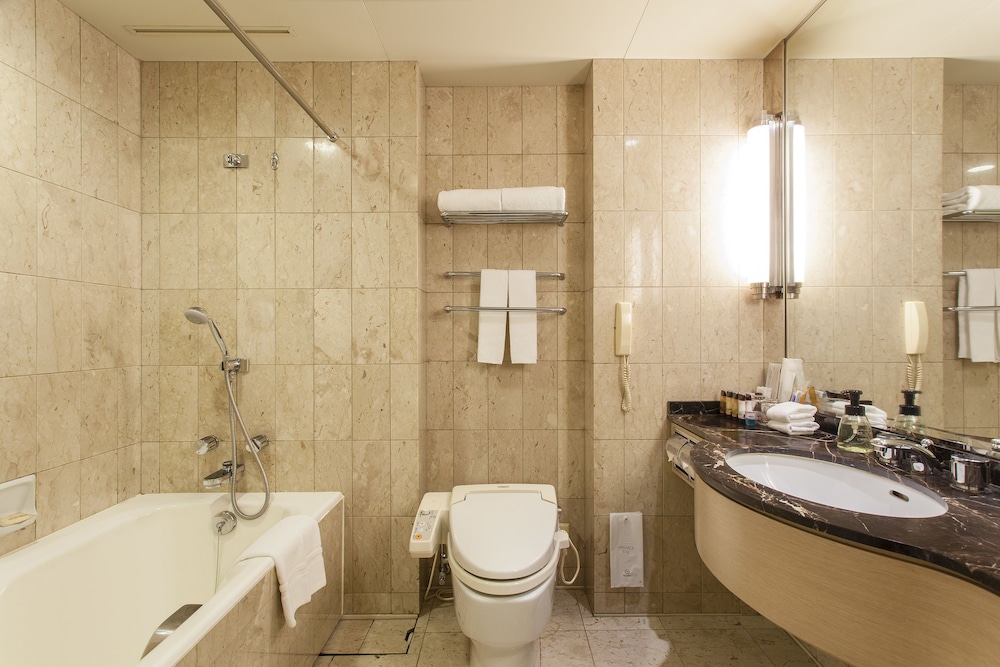 Room - Photo 4
