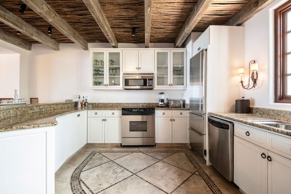 Two Bedroom Gardenview Residence