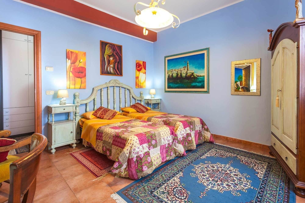 Triple Room, Lake View photo 3