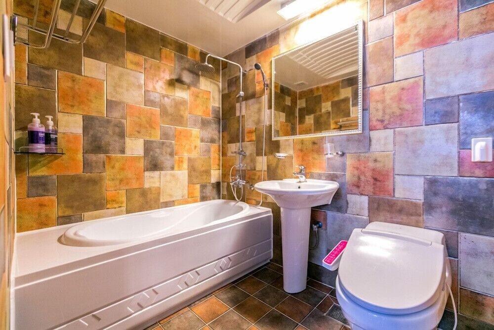 Room (Beach-dong 201) - Photo 3