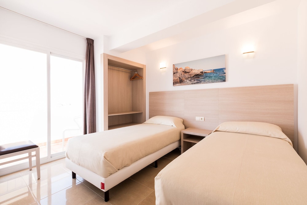 Apartamento, 2 habitaciones, Balcón