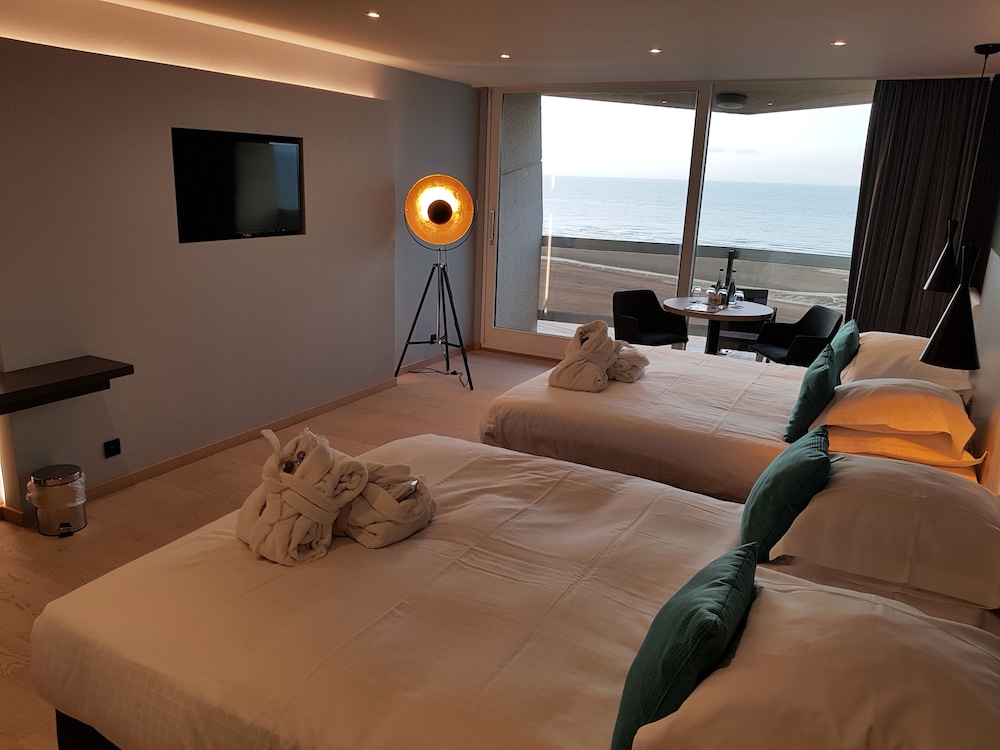 Junior Suite, Balcony, Sea View - Photo 7