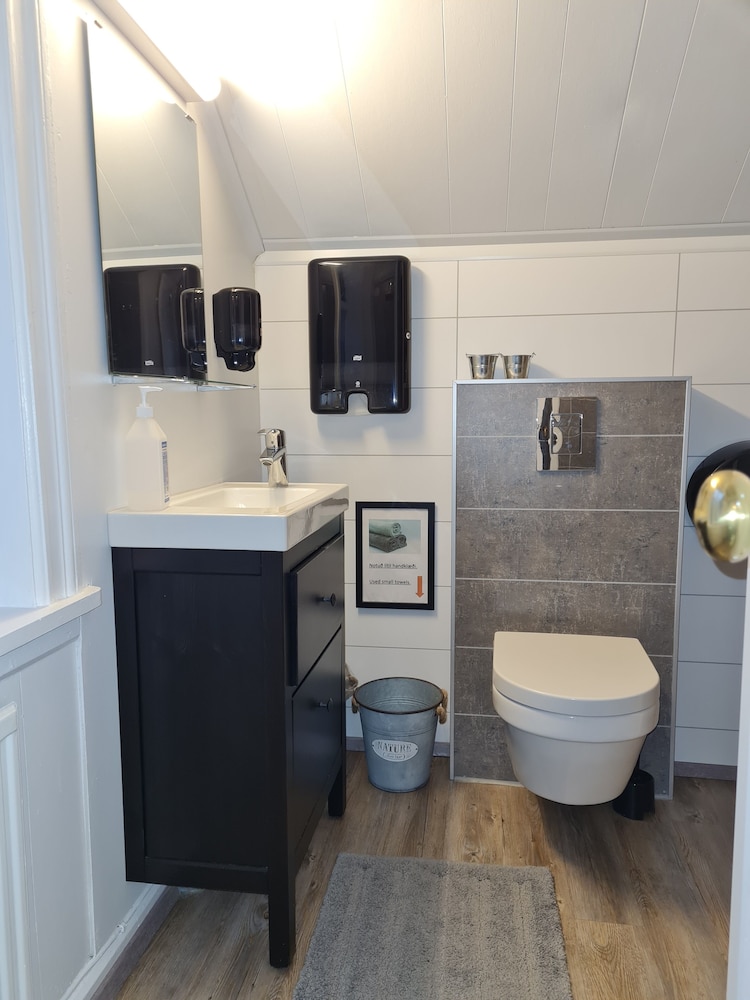 Family Quadruple Room, Shared Bathroom photo 2