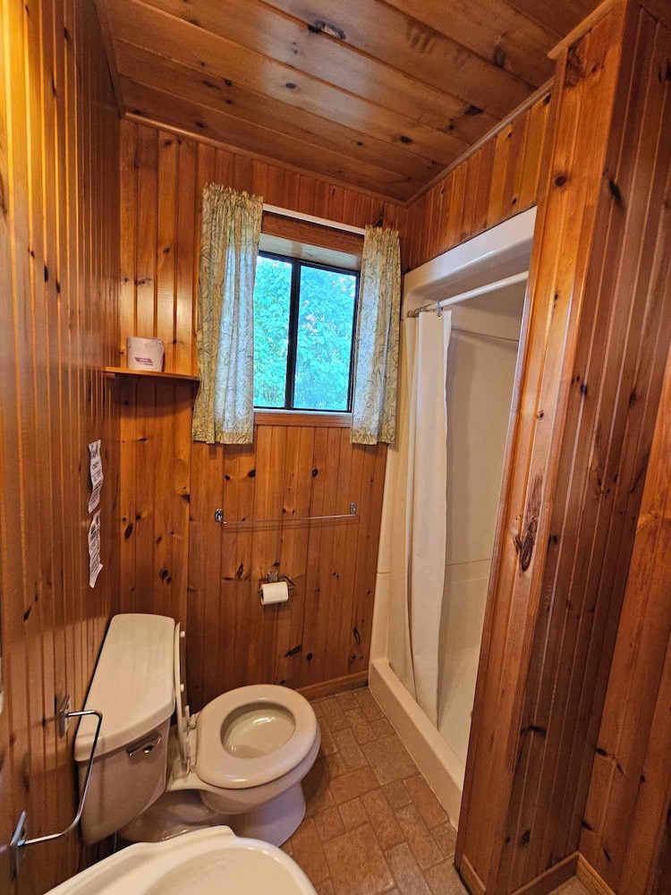 Standard Cottage, 2 Bedrooms, Lake View photo 2