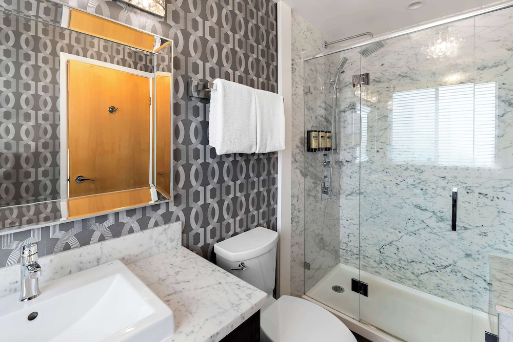 Suite, Multiple Beds, Kitchen, Harbor View, photo 6