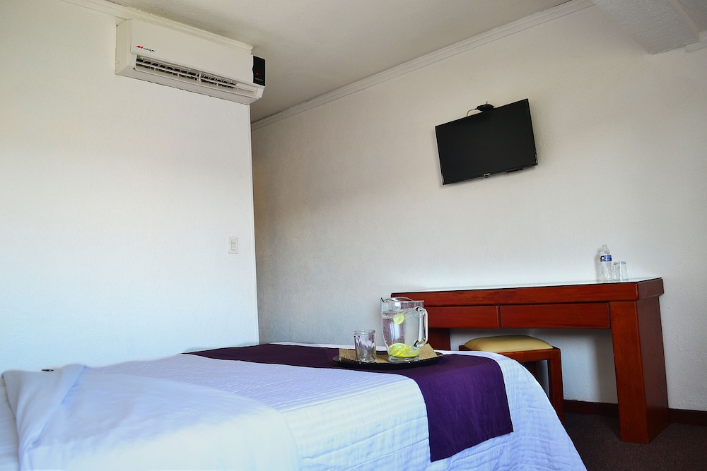 Standard Room, 2 Double Beds