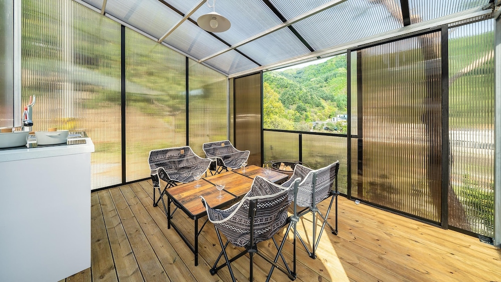 Basic Room, 1 Bedroom (Caravan 1(Private Terrace / no pets)) - Photo 12