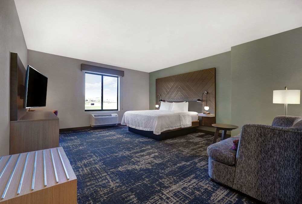 Studio, 1 King Bed, Accessible (Hearing) - Photo 4