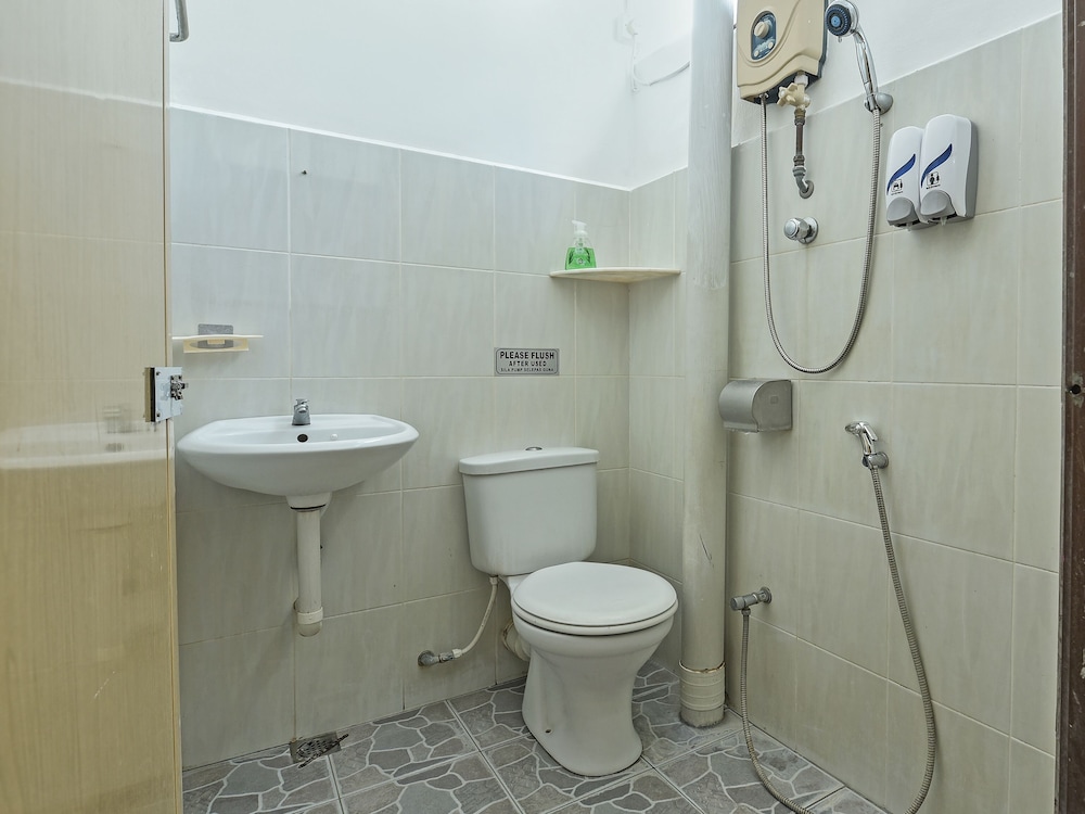 Deluxe Twin Room photo 2