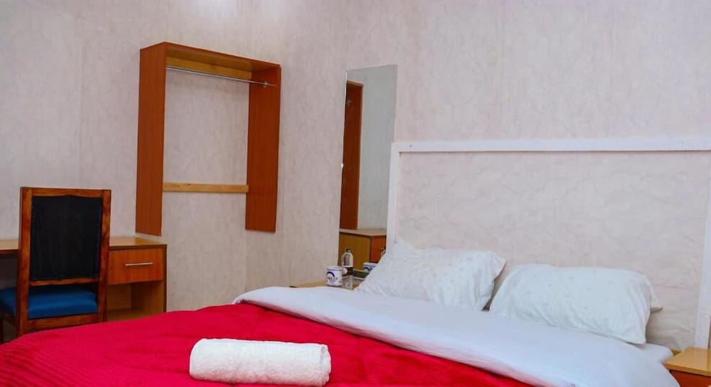 Deluxe Single Room