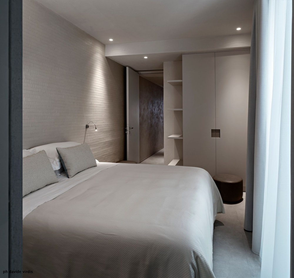 Suite, Annex Building (Rock, 50 meters away) - Photo 2