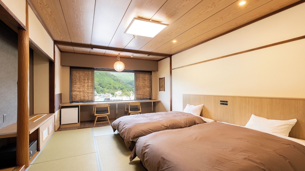 Standard Japanese Style 2-pax Room with bath,Non-Smoking photo 1