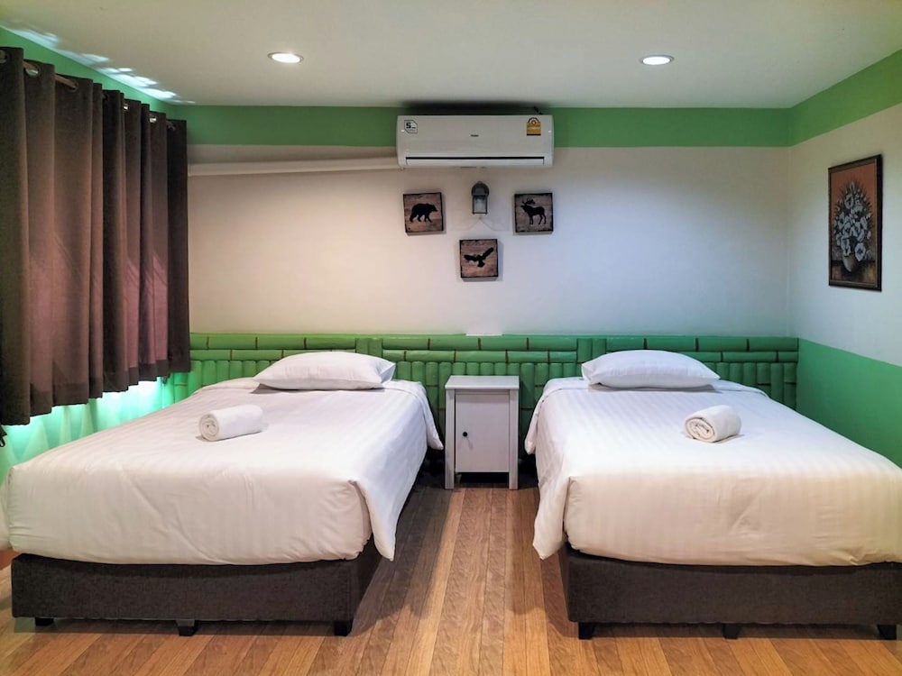 Deluxe Room, 2 Twin Beds photo 1
