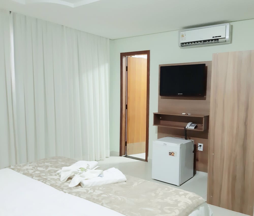 Deluxe Double or Twin Room photo 3