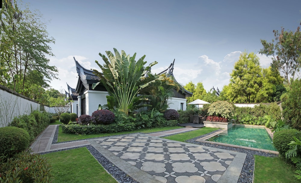 Deluxe House, 2 Bedrooms, Private Pool