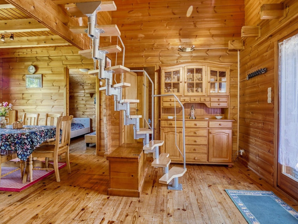 Classic Chalet, 4 Bedrooms