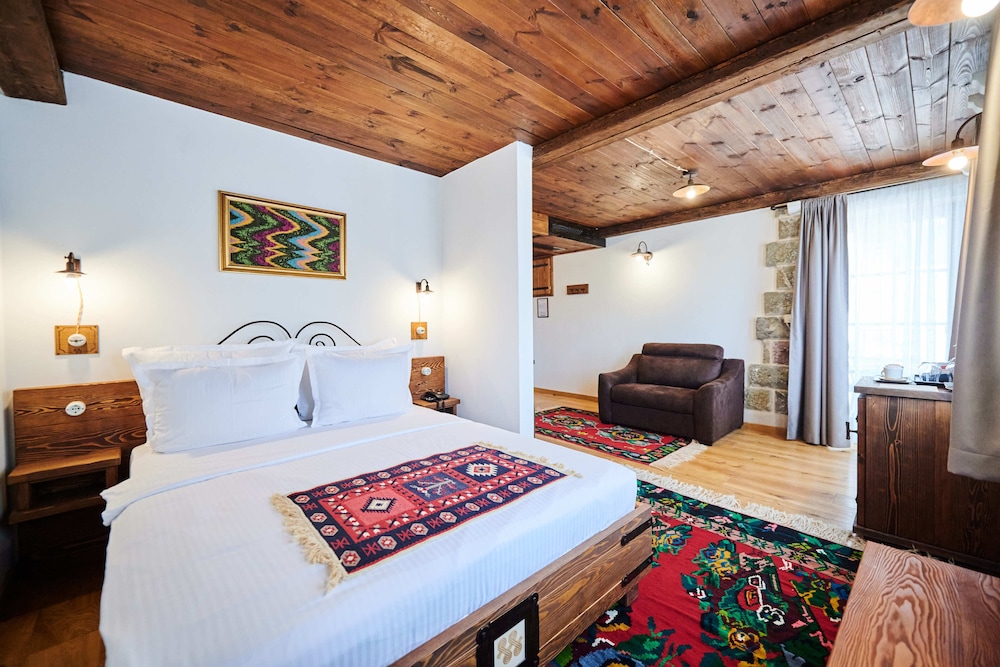 Junior Triple Room
