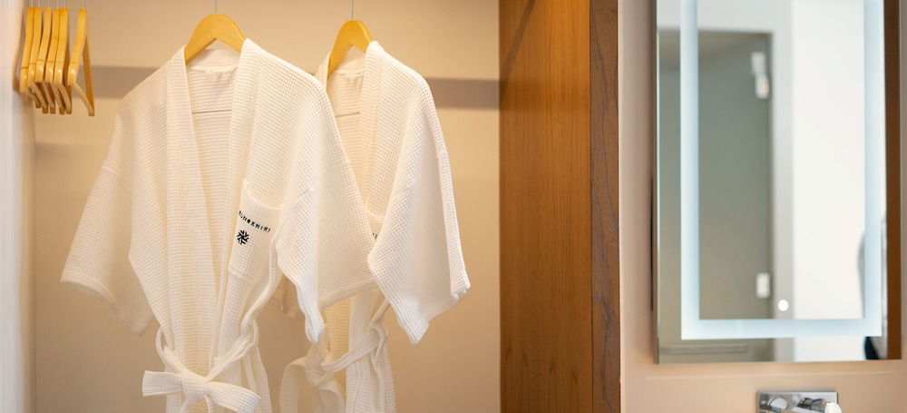 Grand Deluxe Room - Photo 4