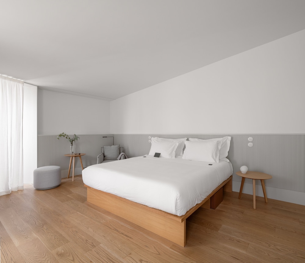 Premium Double Room with River View photo 3