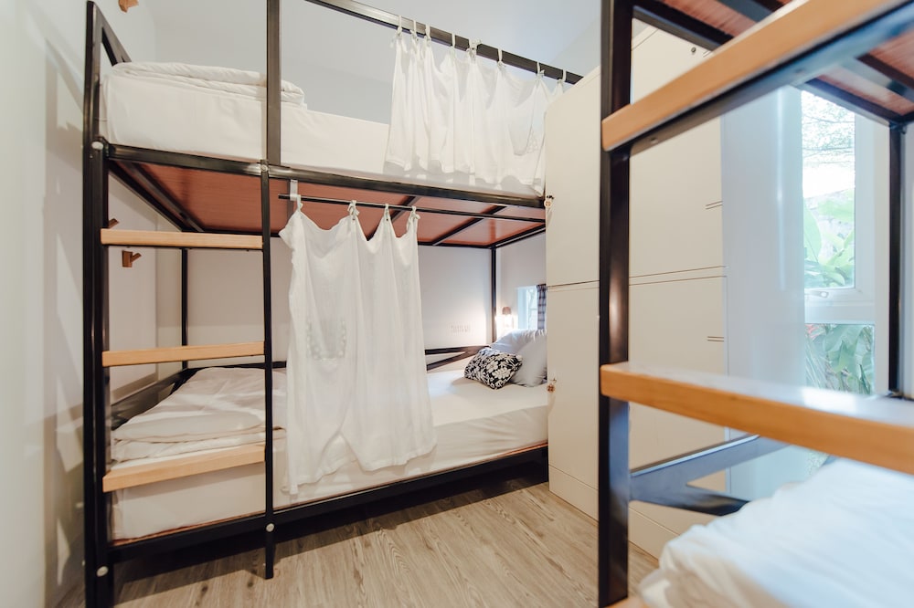 Bed in 6-Bed Dormitory Room (Female) photo 2