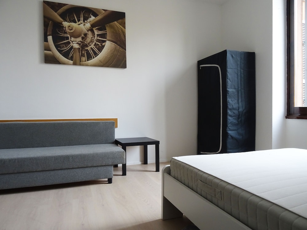 Economy Room, 1 Bedroom, Non Smoking, Mountain View