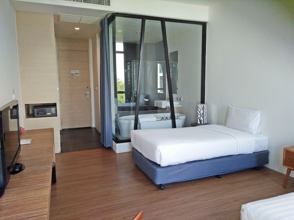Deluxe room only (No Breakfast / No Transfer) - Photo 2