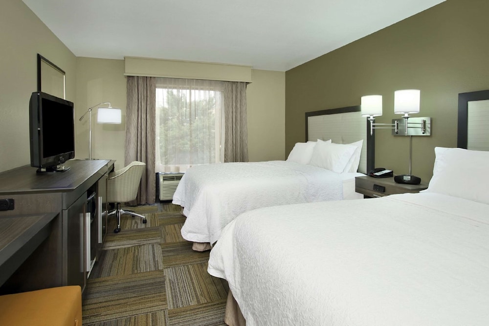 Room, 1 King Bed, Accessible - Photo 2