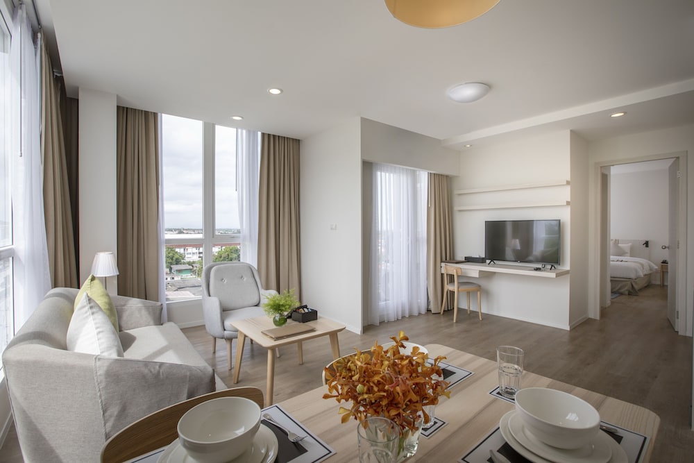 One Bedroom - Photo 1