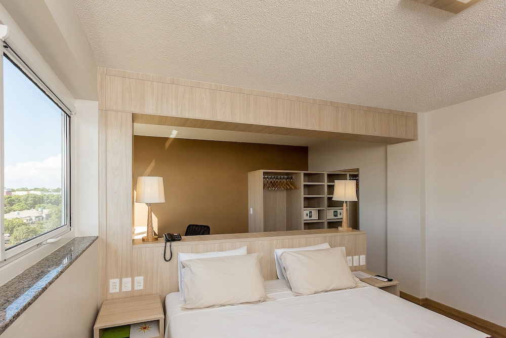 Deluxe Twin Room photo 3