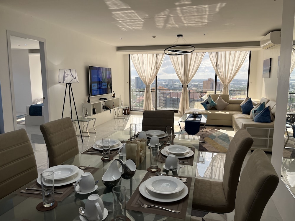 Deluxe Penthouse - Photo 10