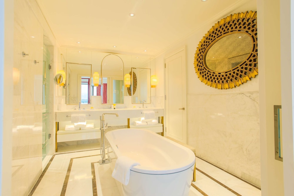 Room, 1 Bedroom, Ocean View (residence, 1 King Bed, Esat Tower)