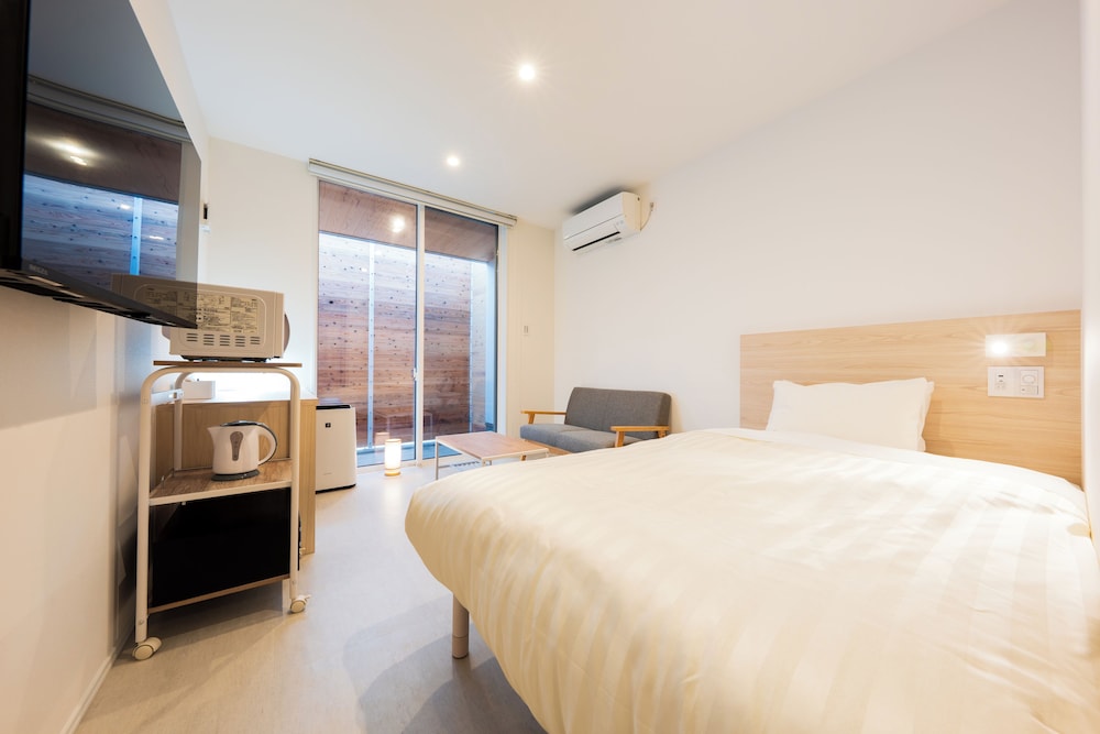 Standard Double Room, 1 Large Twin Bed, Non Smoking, Balcony