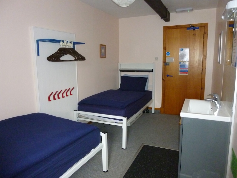 Twin Room, Shared Bathroom photo 1
