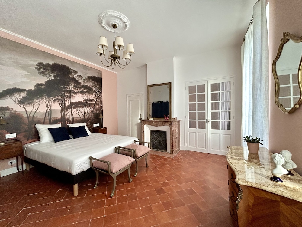 Suite deluxe hibiscus photo 1