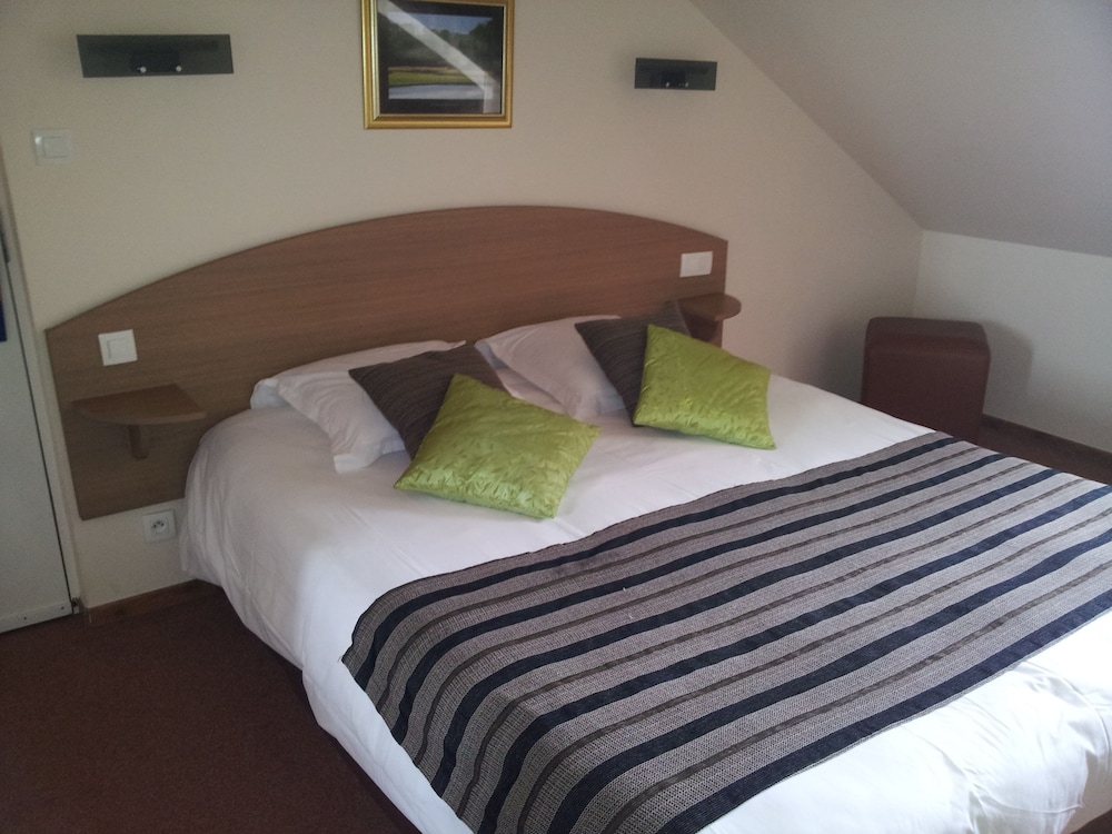 Double Room with Shower, Harbour View - Photo 8