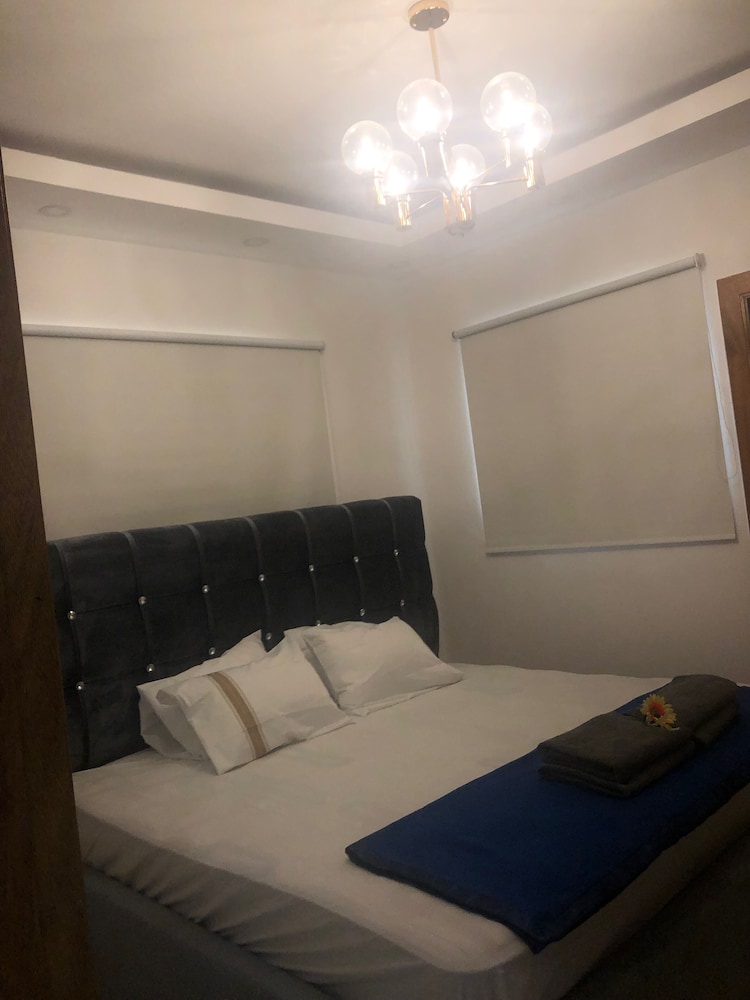 Basic Apartment