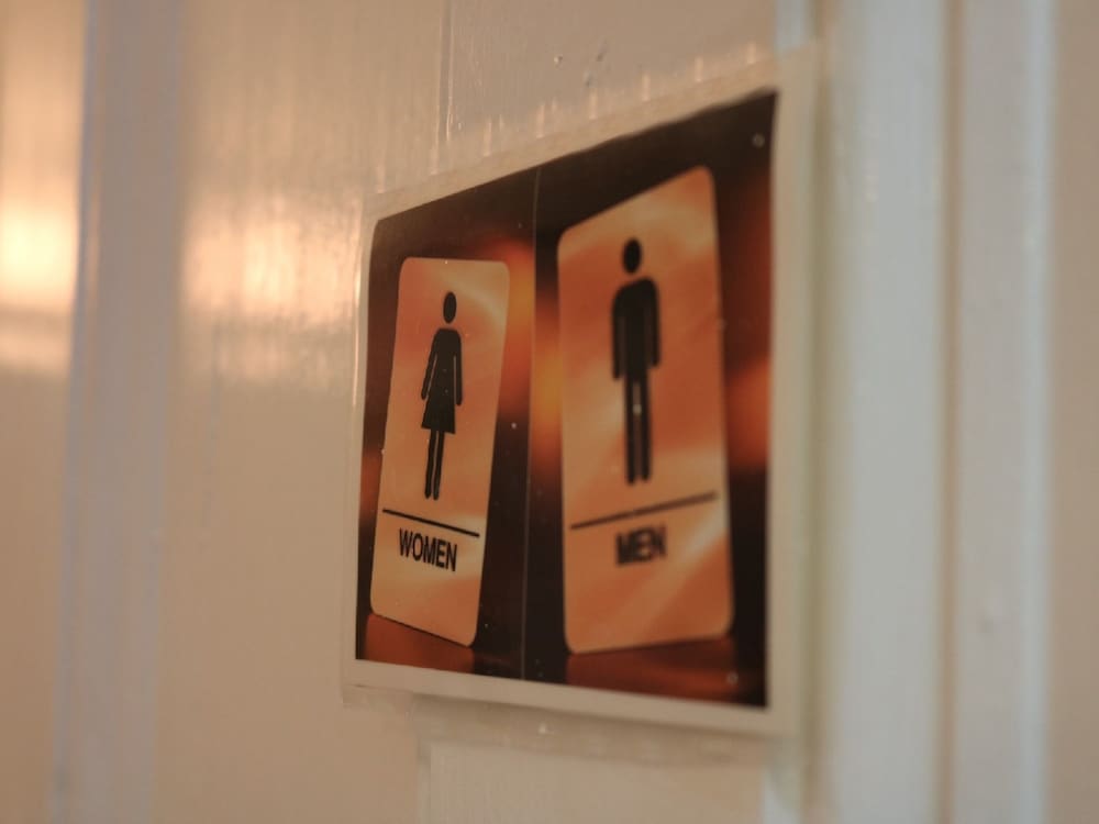 Basic Double or Twin Room, 1 Bedroom, Non Smoking, Courtyard View photo 2