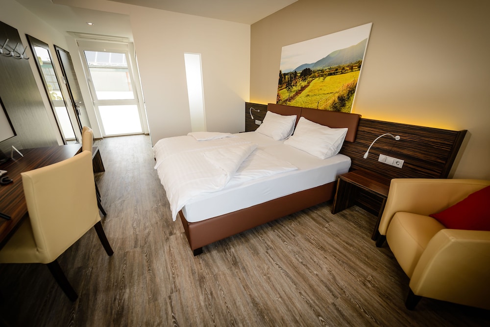 Business Double or Twin Room, 2 Twin Beds, Non Smoking photo 1