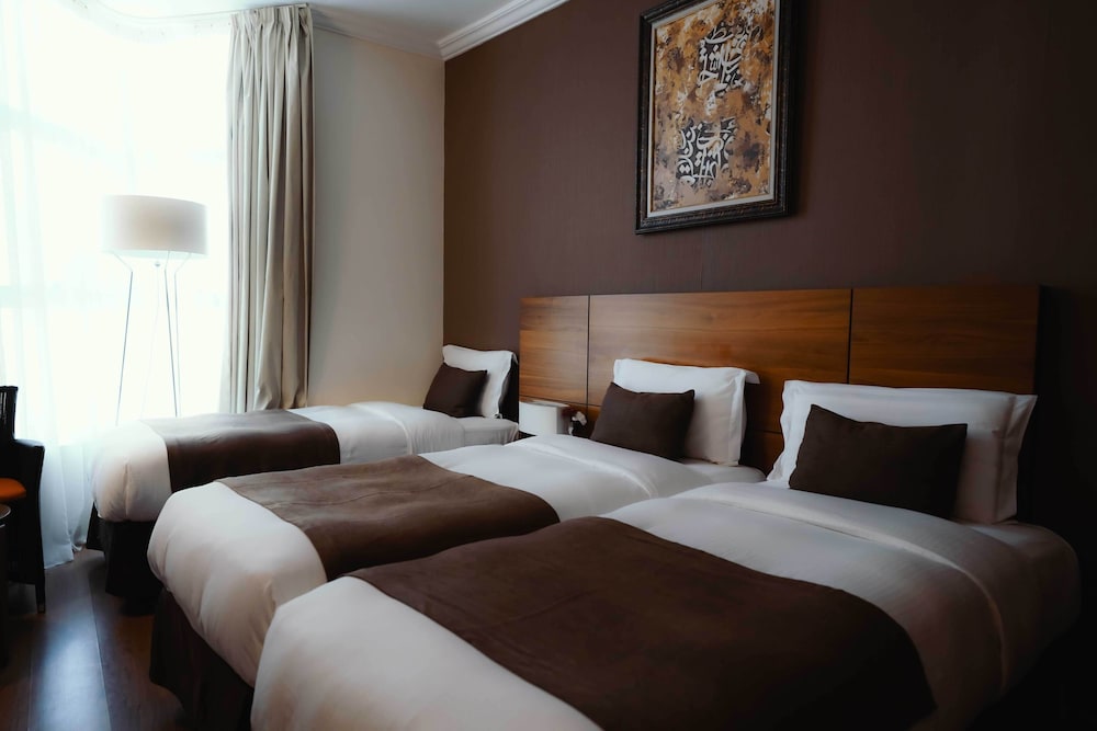 Deluxe Triple Room - Photo 4