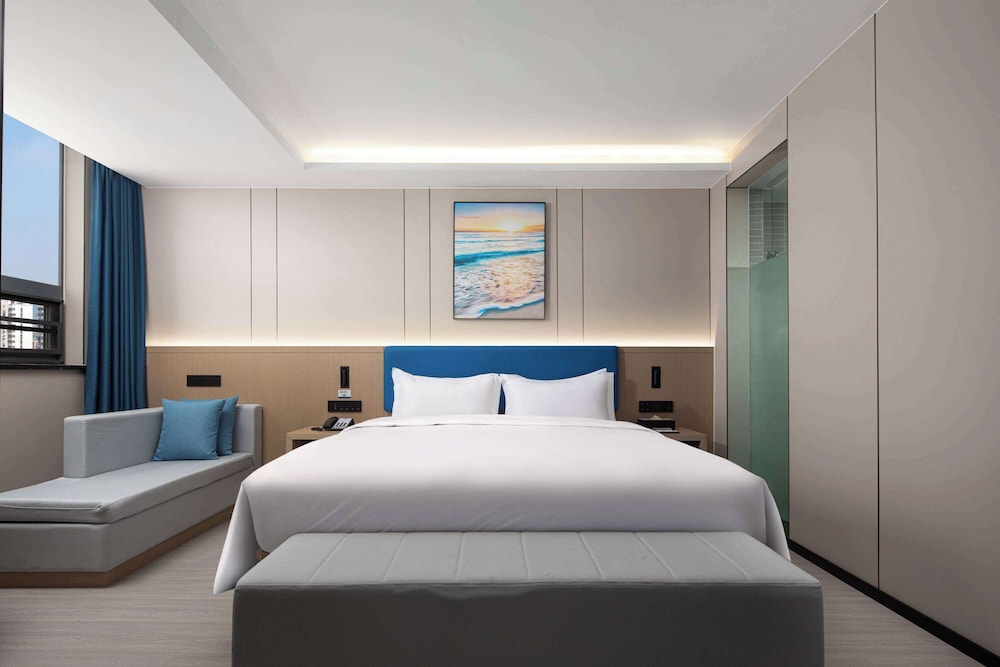 Deluxe Suite, 1 King Bed, Non Smoking